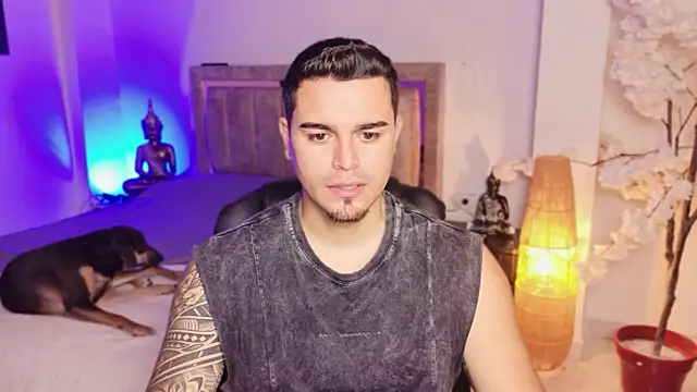Axel Big cock online show from 20, 6, 2026