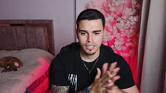 Axel Big cock online show from 31, 7, 2026