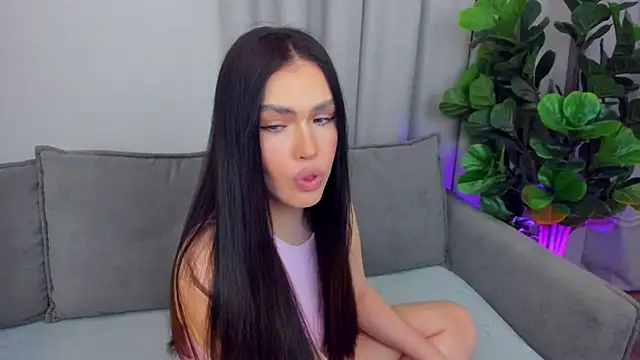 Snapshot of sexyangeloux chatting on 2, 5, 2026 sexyangeloux online show from 2, 5, 2026