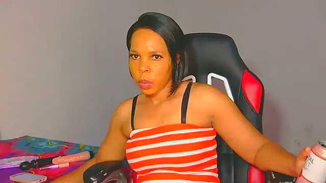 White Porshe online show from 24, 9, 2025