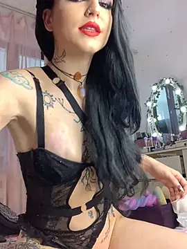 MoonAgnes online show from 13, 3, 2025