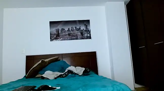 chicafitcaliente online show from 13, 1, 2025