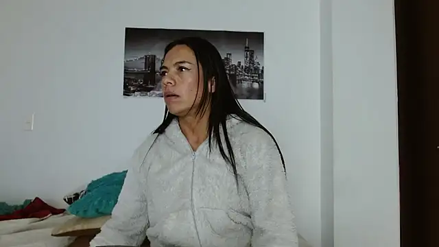 chicafitcaliente online show from 23, 10, 2025