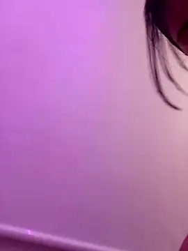 AlexandraJones  online show from 10, 3, 2025