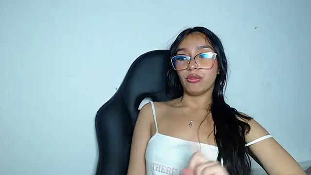 Snapshot of Stefanygp chatting on 13, 3, 2025 Stefanygp online show from 13, 3, 2025