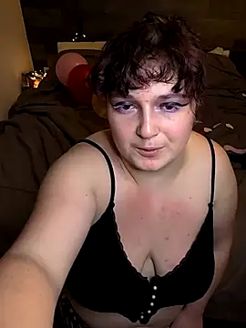 Snapshot of LadyRochester chatting on 16, 2, 2026 LadyRochester online show from 16, 2, 2026