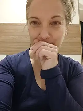 Dark Angel 22 online show from 23, 11, 2025