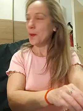 Snapshot of Dark_Angel_22 chatting on 9, 1, 2026 Dark Angel 22 online show from 9, 1, 2026