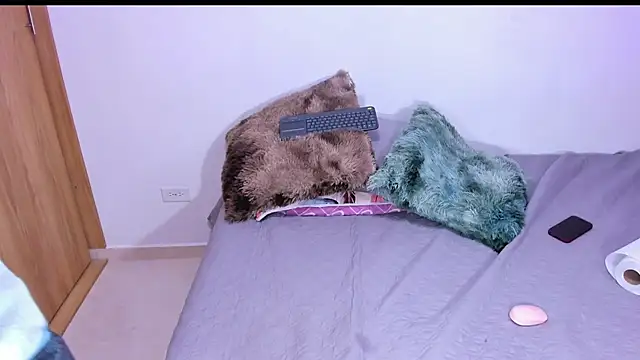 annika taylor online show from 13, 12, 2024