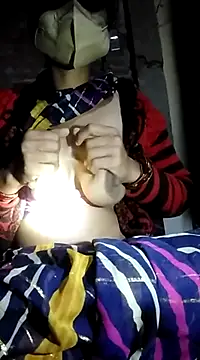 Snapshot of Poonam-bab chatting on 1, 2, 2025 Poonam-bab online show from 1, 2, 2025