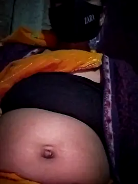 Snapshot of Poonam-bab chatting on 5, 3, 2025 Poonam-bab online show from 5, 3, 2025