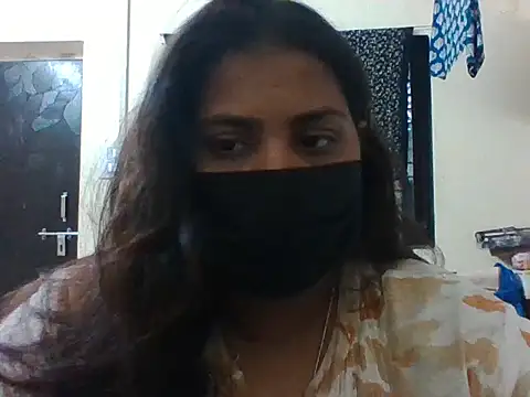 Snapshot of Hotmilfxox chatting on 18, 5, 2026 Hotmilfxox online show from 18, 5, 2026