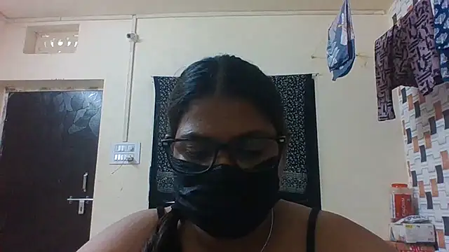 Snapshot of Hotmilfxox chatting on 18, 6, 2026 Hotmilfxox online show from 18, 6, 2026