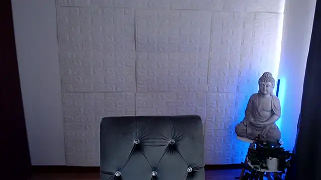 GODDESS EVANS online show from 8, 2, 2025