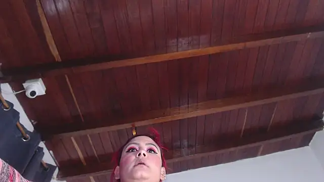 Amara Red online show from 10, 10, 2025