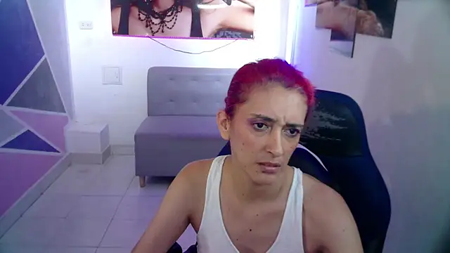 Snapshot of Ruby_Your_Milf chatting on 8, 1, 2025 Ruby Your Milf online show from 8, 1, 2025