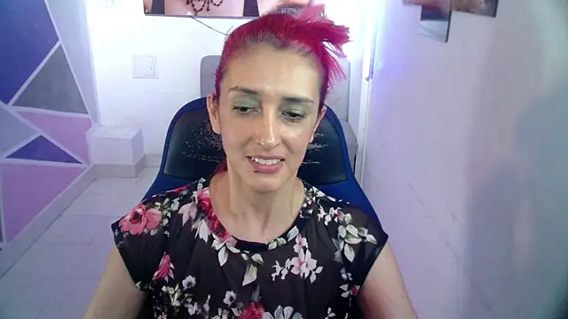 Snapshot of Ruby_Your_Milf chatting on 8, 1, 2025 Ruby Your Milf online show from 8, 1, 2025