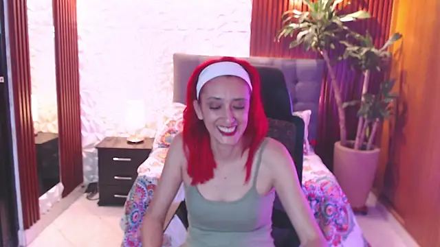 Snapshot of Ruby_Your_Milf chatting on 15, 2, 2025 Ruby Your Milf online show from 15, 2, 2025