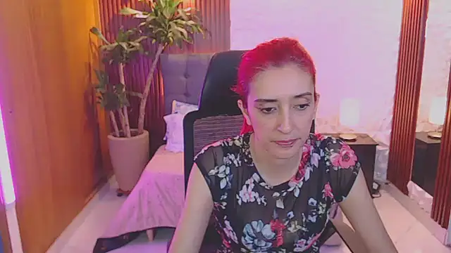 Snapshot of Ruby_Your_Milf chatting on 26, 2, 2025 Ruby Your Milf online show from 26, 2, 2025