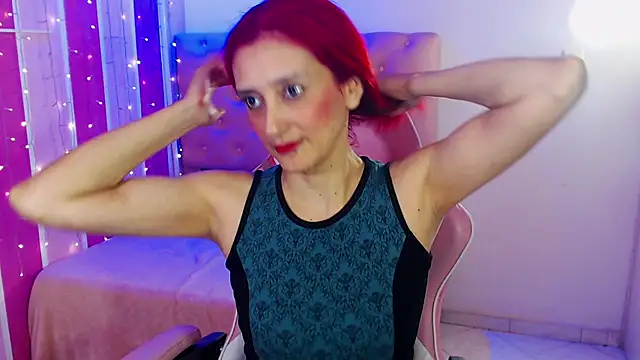 Snapshot of Ruby_Your_Milf chatting on 22, 5, 2026 Ruby Your Milf online show from 22, 5, 2026