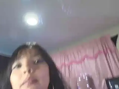 Snapshot of loren_tits24 chatting on 25, 1, 2025 loren tits24 online show from 25, 1, 2025