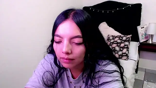 Snapshot of loren_tits24 chatting on 21, 6, 2026 loren tits24 online show from 21, 6, 2026