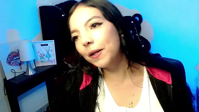 Snapshot of loren_tits24 chatting on 9, 7, 2026 loren tits24 online show from 9, 7, 2026