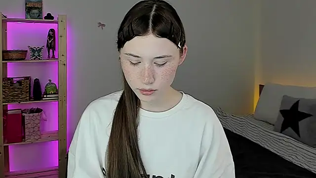Snapshot of Stella_Sunny chatting on 28, 4, 2026 Stella Sunny online show from 28, 4, 2026