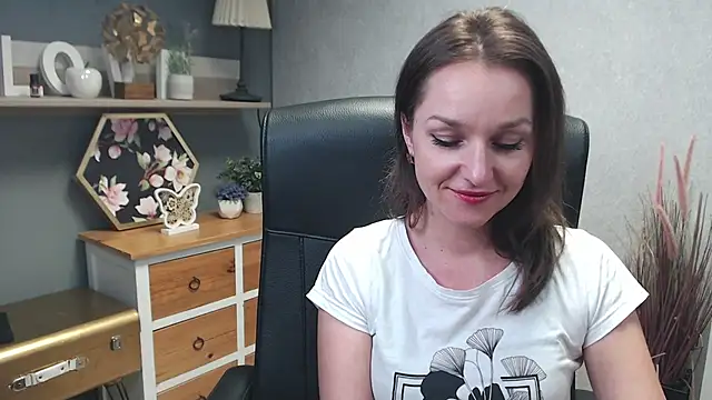 AliciaDesire online show from 17, 12, 2024