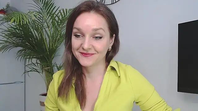 AliciaDesire online show from 7, 1, 2025