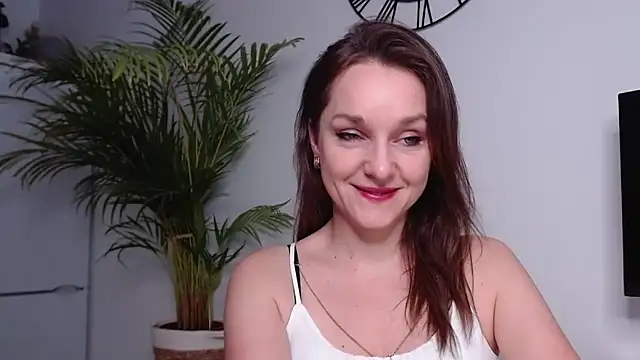 AliciaDesire online show from 20, 1, 2025