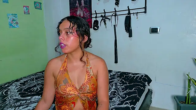 Snapshot of clydexxxbunny chatting on 11, 6, 2026 clydexxxbunny online show from 11, 6, 2026