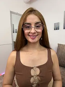 MiaaLoren online show from 5, 2, 2026