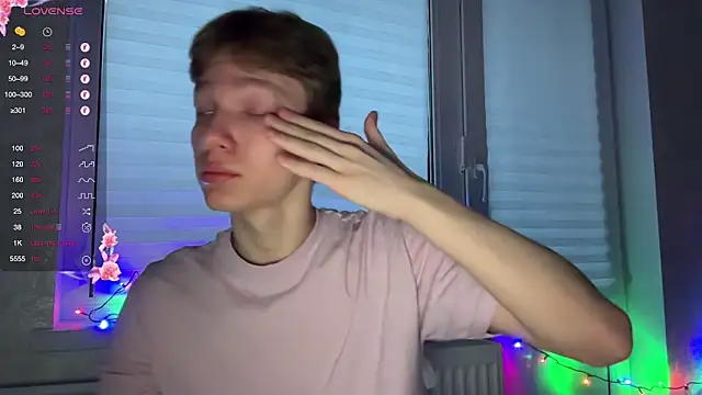 gay boyss online show from 24, 12, 2024