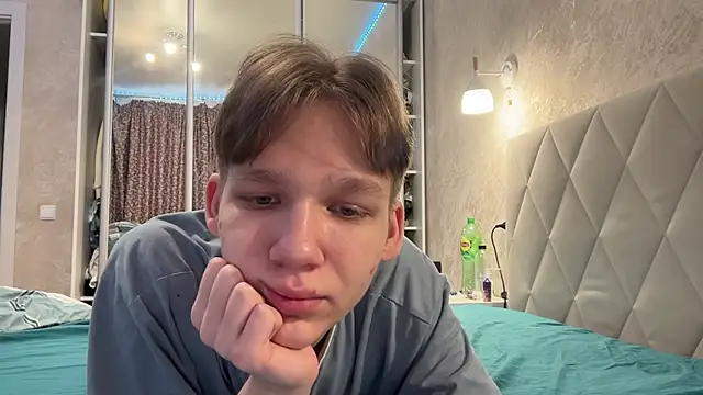 gay boyss online show from 22, 1, 2025