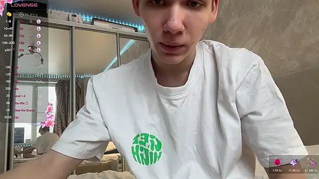 gay boyss online show from 3, 2, 2025