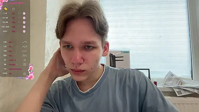 gay boyss online show from 9, 2, 2025