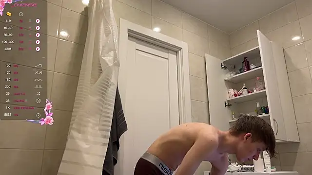 gay boyss online show from 14, 2, 2025