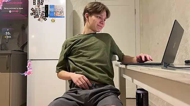 gay boyss online show from 1, 3, 2025