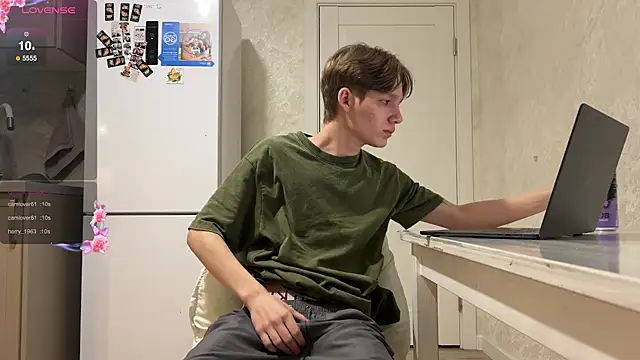 gay boyss online show from 5, 3, 2025