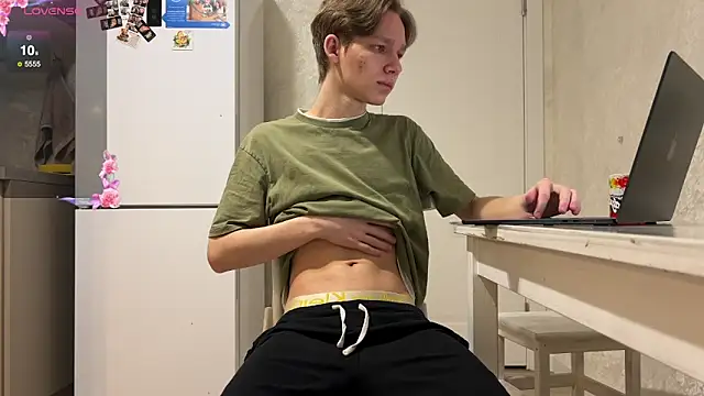 gay boyss online show from 6, 3, 2025