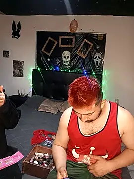 Snapshot of Bonnie-Clark chatting on 12, 9, 2025 Bonnie-Clark online show from 12, 9, 2025