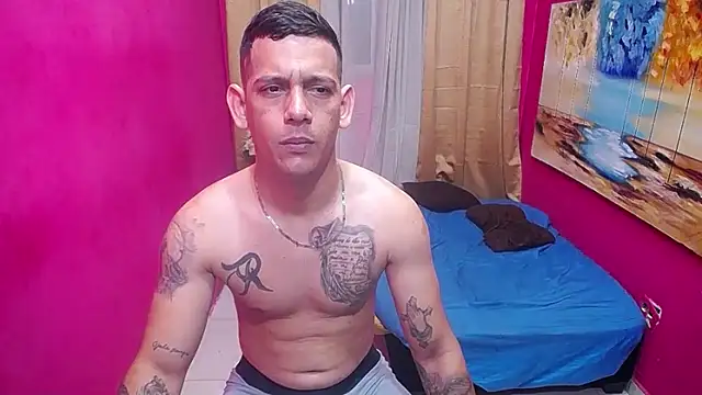 hugecocks hot online show from 5, 3, 2026