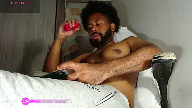 KaelMoreau online show from 15, 2, 2025