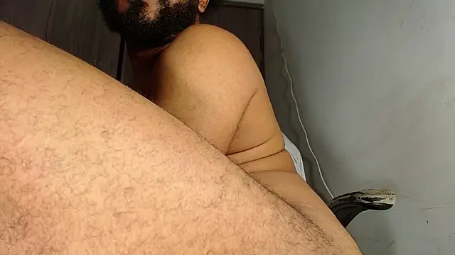 KaelMoreau online show from 28, 2, 2025