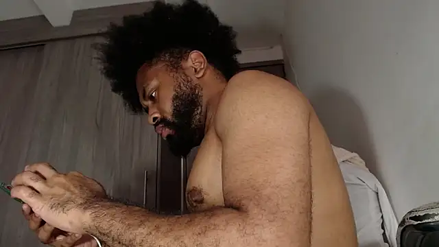 KaelMoreau online show from 11, 3, 2025