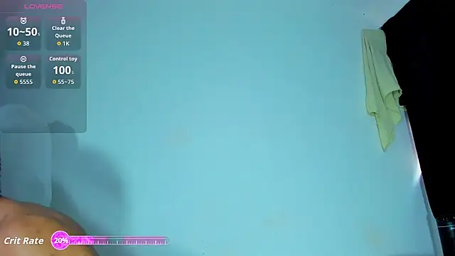 KaelMoreau online show from 17, 10, 2025