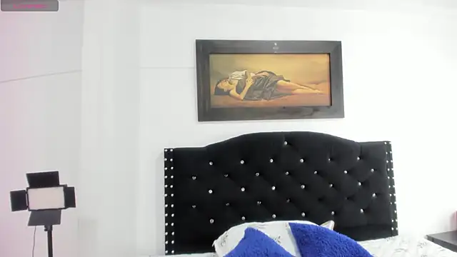 Vahiolet smith online show from 26, 11, 2025