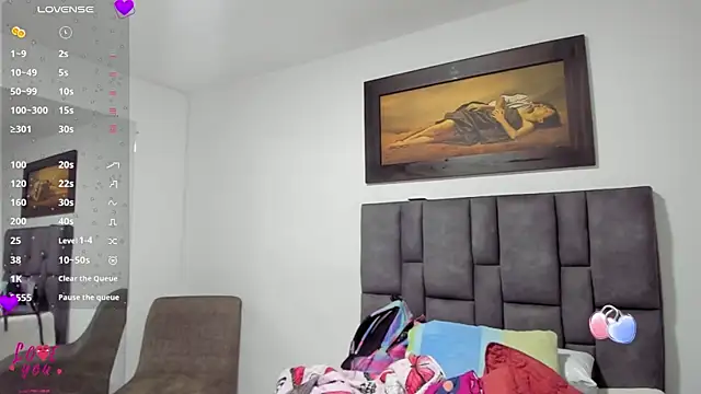 Vahiolet smith online show from 5, 2, 2026