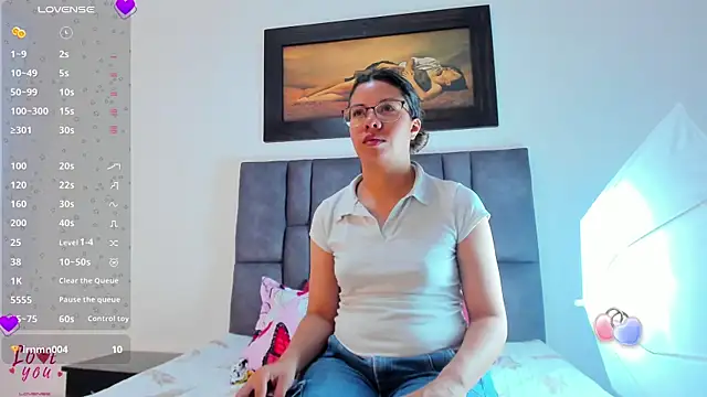 Vahiolet smith online show from 4, 4, 2026